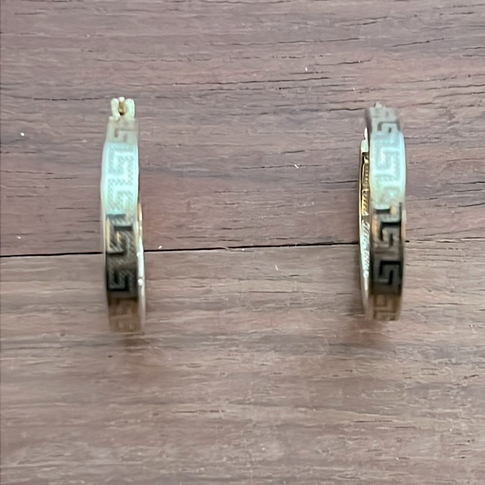 Beautiful Italian 925 Sterling silver earrings